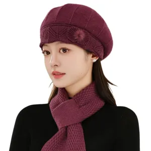 Ensemble chapeau beret et écharpe tricotés d'hiver pour femmes doublure en peluche