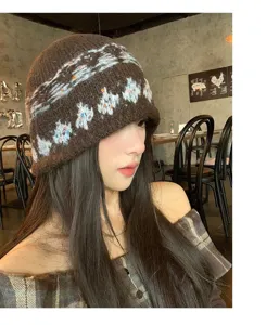 Automne hiver femmes bonnet tricot jacquard chaud rétro élégant douillet chapeau laine temps froid