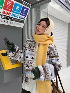 Damen Winter warme Strickmütze Schal Set stilvolle Fleece Oberbekleidung kalte Jahreszeit