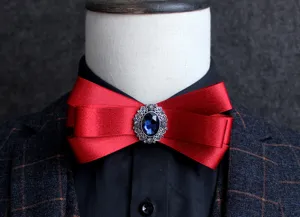 Herren rote Satin Fliege vintage blaue Strass Kragenblume fuer formelle Hochzeit Anzug.