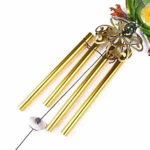 Metal frog wind chime with glass painted hanging ornament for courtyard balcony decor.