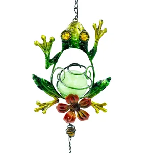 Carillon vent grenouille en métal suspension déco avec boule lumineuse et fleur colorée.