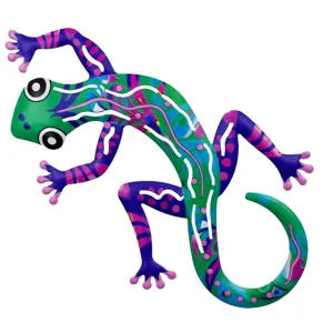 Metal gecko wall hanging and fridge magnet with colorful abstract painted patterns for home decor.