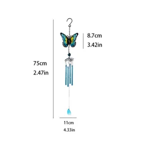 Carillon à vent papillon en métal et verre avec crochet et pendentif pour déco de jardin.
