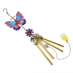 Carillon eolien papillon en metal avec decoration suspendue en verre peint pour jardin maison.