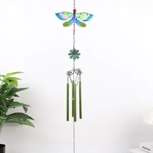 Décoration suspendue en métal coloré carillon éolien libellule pour jardin terrasse et maison