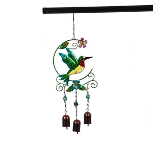 Carillon à vent colibri en métal avec trois cloches décoration de jardin vue détail