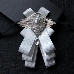 Nœud papillon élégant pour homme avec strass ruban à carreaux blancs pour costume mariage