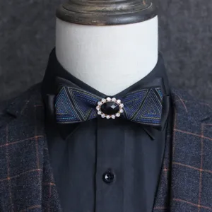 Men's stylish jacquard bow tie with crystal rhinestone center for formal business suits.