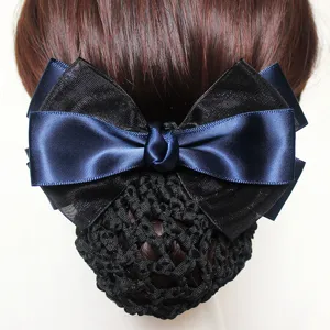 Elegante fiocco per capelli blu scuro con retina, ideale per lavoro professionale infermiera.