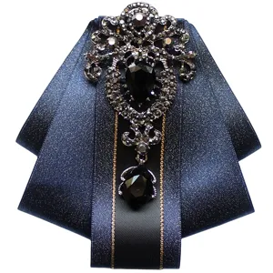 Farfalla con strass da uomo fiore da collo in cristallo vintage per feste in abito formale
