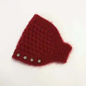 Thick knitted winter headband for women, fuzzy warm hairband with rhinestone flower decor.