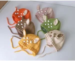 Süße Baby Strickmütze mit Hirschohren und Punkten, warme Kleinkind Mütze für den Herbst.