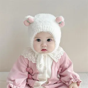 Schattige pluche winterbabymuts met zoete strik, dik gebreide warme oorflap babymuts.