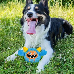 Funny cute monster plush pet toy for dogs, interactive squeaky chew toy for puppies outdoor play