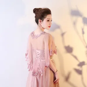Ete rose dentelle cape châle robe de mariée design élégant pour femmes vue arrière détaillée
