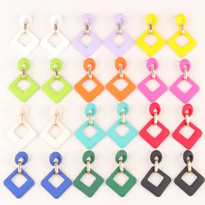 Pendientes geométricos de rombo de acrílico de colores, diseño retro elegante para mujeres.