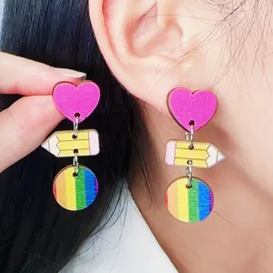 Femmes Acrylique Bois Mignon Papeterie Crayon Cœur Boucles d'Oreilles Pendantes Tige en Acier Inoxydable Nouveauté Boucles d'Oreilles Fantaisie Bijoux