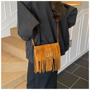 Detailed view of brown suede fringe crossbody bag, casual retro shoulder bag design.