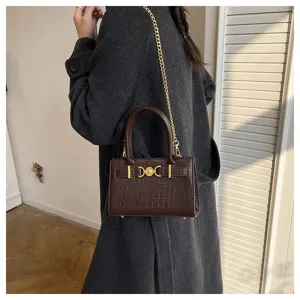 Elegante handtas met krokodillenprint en gouden ketting voor dagelijkse modieuze stijl