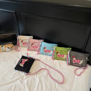 Canvas Umhaengetasche mit suesser Hunde-Stickerei, mehrfarbige Mini Umhaengetasche Damen.