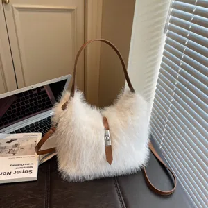 Stylish plush bucket bag for women, chic autumn winter faux fur shoulder crossbody bag.