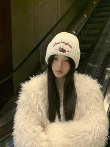 Cute cartoon bear embroidery knit beanie winter warm cozy fashion hat for women detail