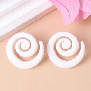 White swirl acrylic stud earrings, geometric exaggerated design details for women fashion.