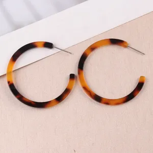 Boucles d'oreilles créoles en acrylique écaille de tortue style minimaliste géométrique femmes