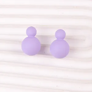 Einfache lila doppelkugel ohrstecker süßigkeiten farbe harz ohrringe für damen schmuck alltag