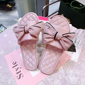 Chaussons nœud en satin rose pour femmes, chaussures plates ouvertes douces avec charms.