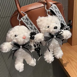Niedliche Plüsch Hasen und Bären Tasche Anhänger mit Karomützen und Spitzenriemen chic.