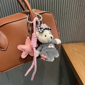 Lindo llavero de oso de peluche a cuadros colgante de bolso con lazo y detalle de estrella