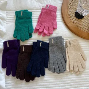 Winter Women Touchscreen Wool Blend Finger Gloves Warm Knitted Driving Gloves With Metal Tag Daily Commute Fashion Gloves