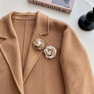 Retro camellia flower brooch with pearl chain for women suit jacket clothing accessories chic fashion
