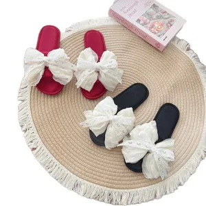 Süße Hausschuhe mit Schleife für Damen, weiche Sohle, rutschfeste Stoff-Pantoffeln rot schwarz.
