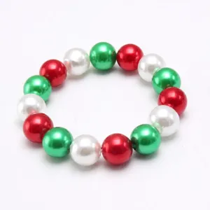 Weihnachten kinder perlen armband detailansicht mit roten grünen und weißen perlen.