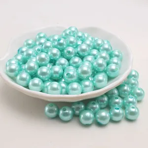 Perline di imitazione ABS verde menta perle rotonde sfuse per la creazione di gioielli.