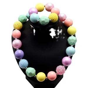 Macaron color children necklace set with chunky beads, cute spring style girl jewelry main view.