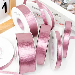 Cinta de satén rosa metálica de doble cara para lazos para el cabello DIY y manualidades.