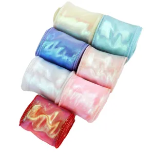 Nastro in organza iridescent da 6cm con bordo arricciato per confezioni regalo floreali