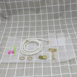 Kit di accessori per borsa fai-da-te con rete in plastica, catena di perle e ganci