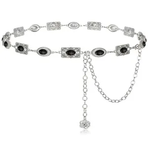 Elegante cadena de cintura plateada con piedras negras y diamantes para vestido de mujer.