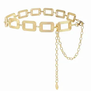Cintura a catena dorata in metallo da donna, maglie geometriche con ciondolo pendente.