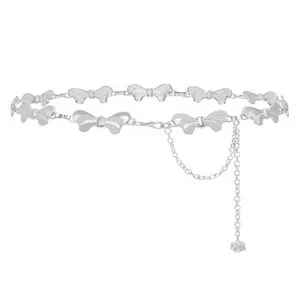 Chaîne de taille papillon en métal argenté, détail de breloque florale, accessoire de robe.
