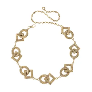 Ceinture chaîne géométrique dorée pour femme, accessoire de taille élégant et tendance.
