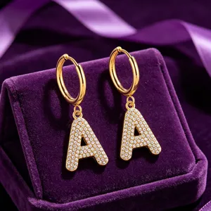 Pendientes de aro con letra A de acero inoxidable y circonita para mujer moda