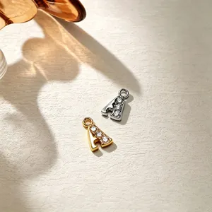 Ciondolo con lettera iniziale A di lusso minimalista per collana bracciale DIY