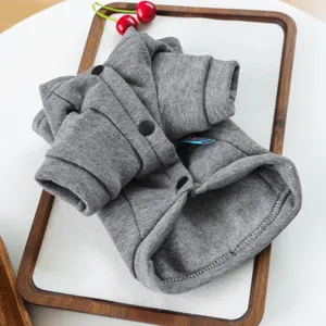 Gris animal de compagnie chien chat sweat à capuche hiver chaud chiot pull boutons pression.