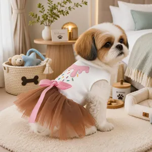 Süßes Haustier Sommer Tütü Kleid mit Eiscreme Motiv und rosa Schleife für Hunde Katzen.
